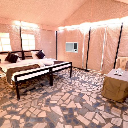 Nova Patgar Tents Hotel Bhuj Exterior foto