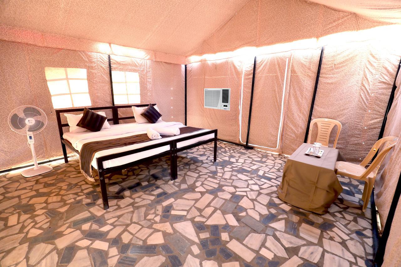 Nova Patgar Tents Hotel Bhuj Exterior foto